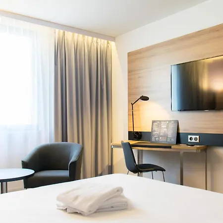 Novotel Centrum Hotell 4*
