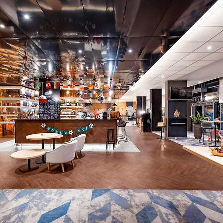 Novotel Centrum Готель 4*