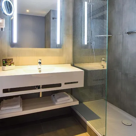 Novotel Centrum Готель 4*