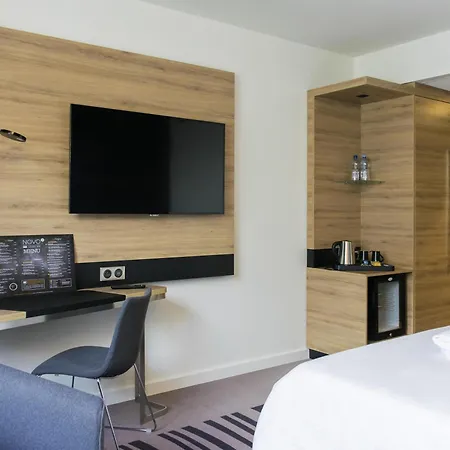 Novotel Centrum Готель