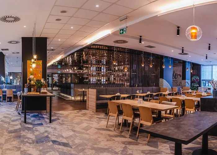 Novotel Centrum מלון שצ'צ'ין