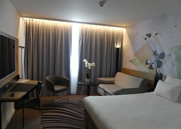 Novotel Centrum מלון שצ'צ'ין