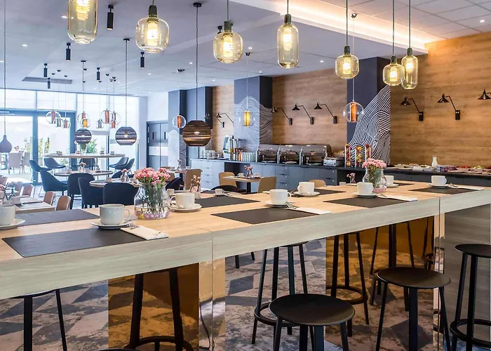 מלון Novotel Centrum 4*