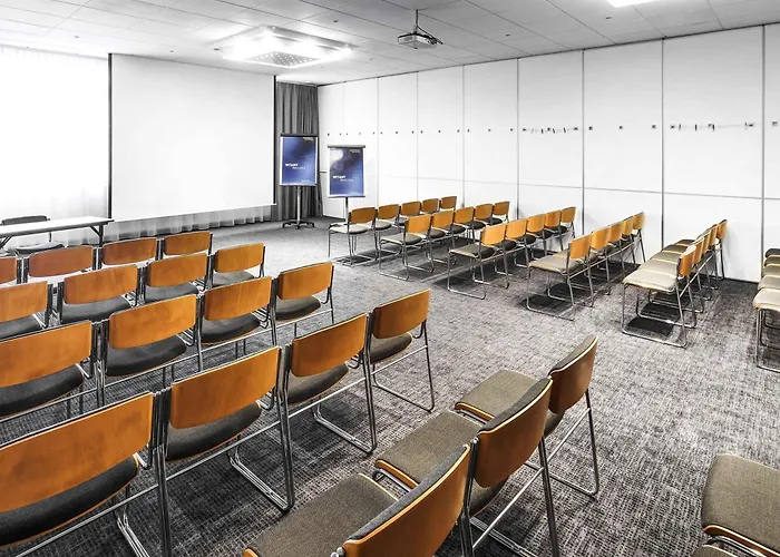 Novotel Centrum מלון שצ'צ'ין