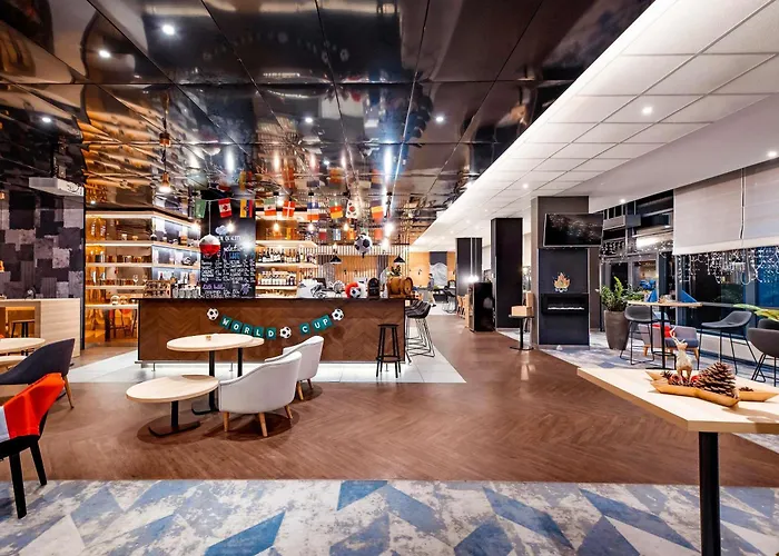 Novotel Centrum מלון 4*