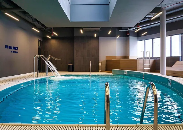 Novotel Centrum מלון