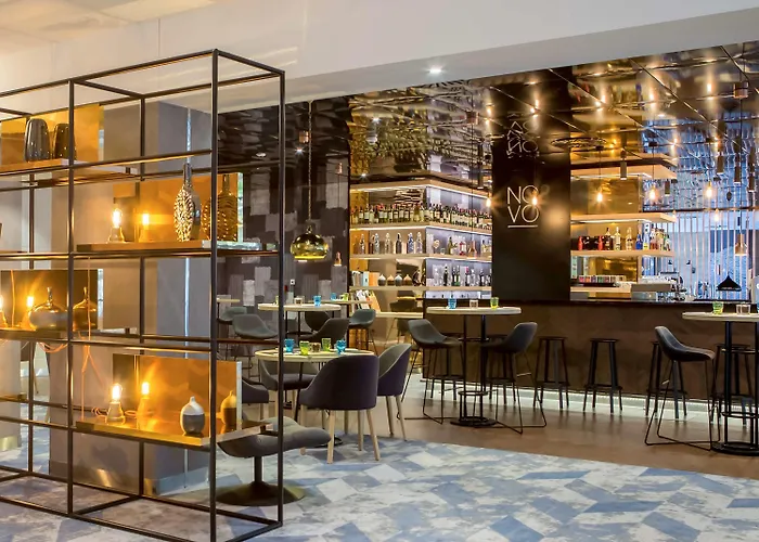 מלון Novotel Centrum שצ'צ'ין